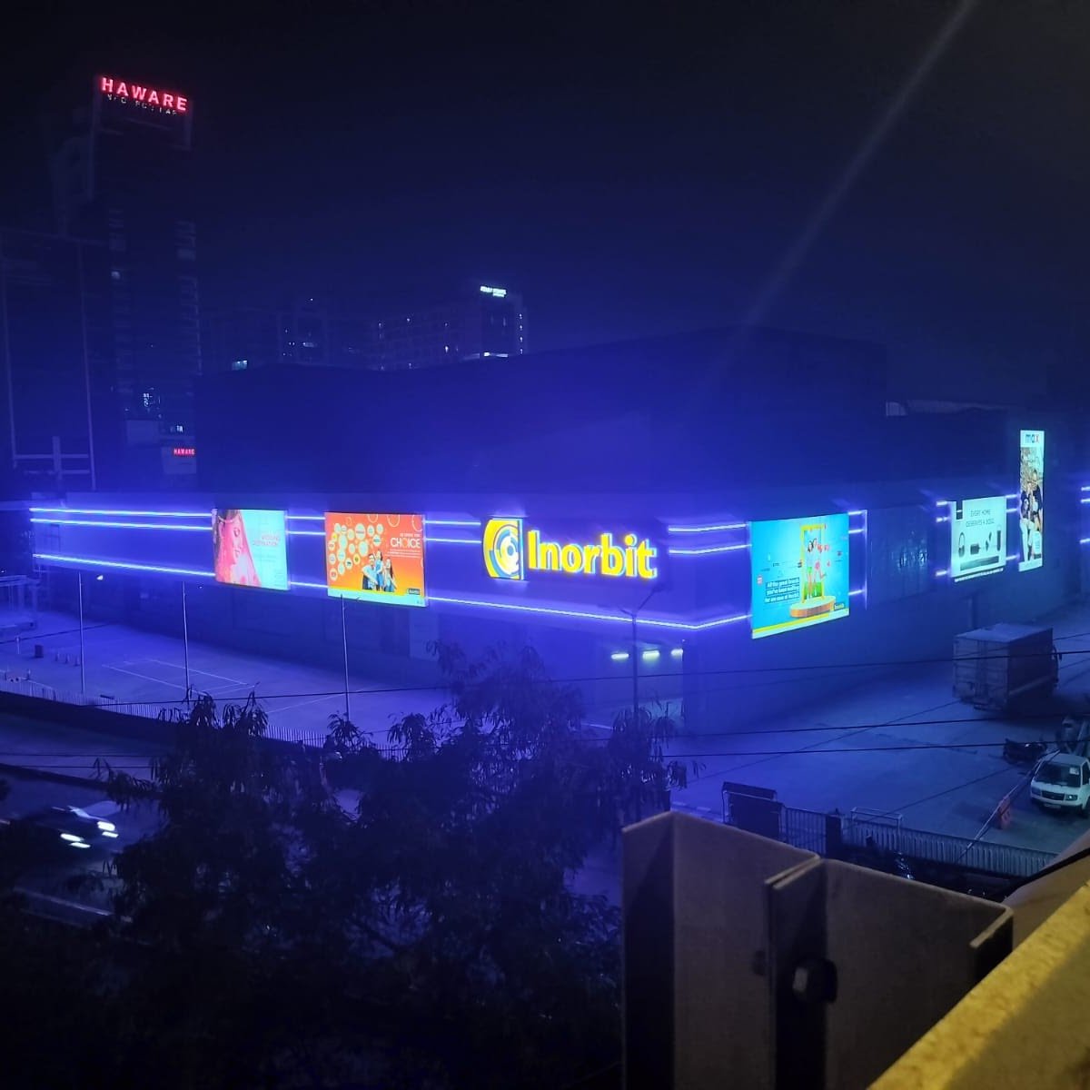 Banner LED
